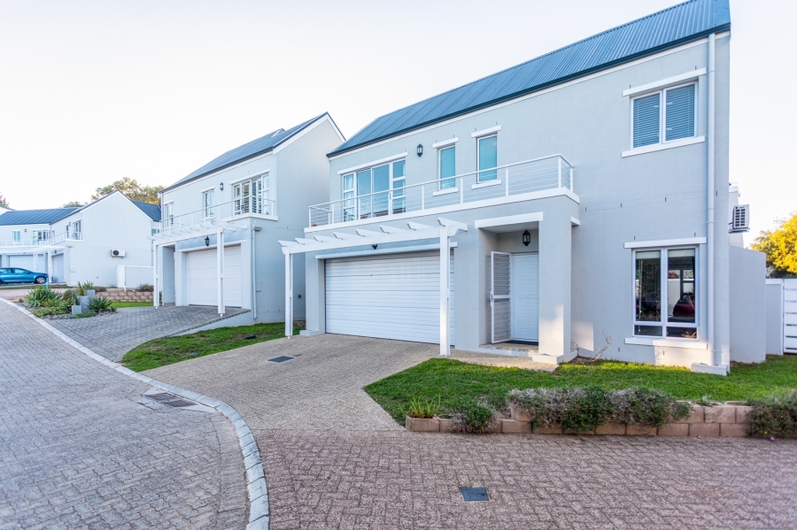3 Bedroom Property for Sale in Eversdal Heights Western Cape